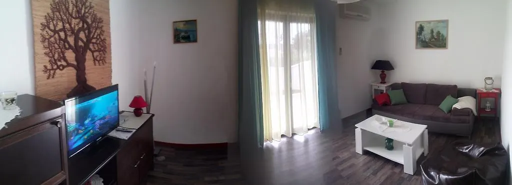 Apartments Maikidan Pomer